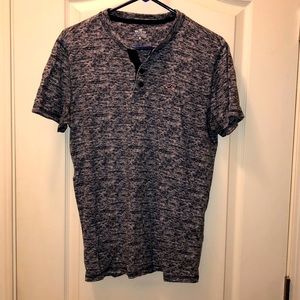Hollister T-shirt